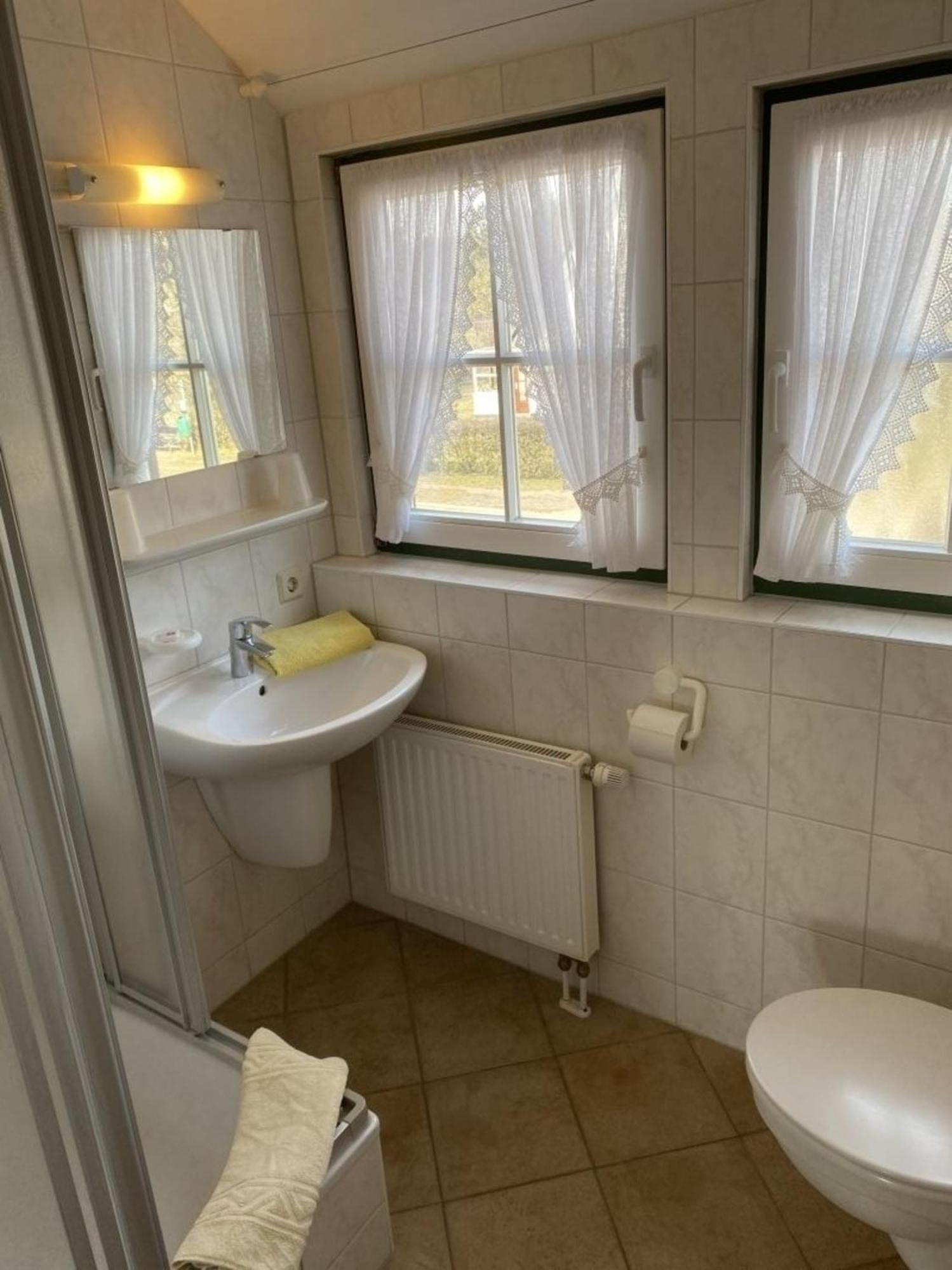 Ferienwohnung Nr 07 Og Spitzboden Born Zewnętrze zdjęcie